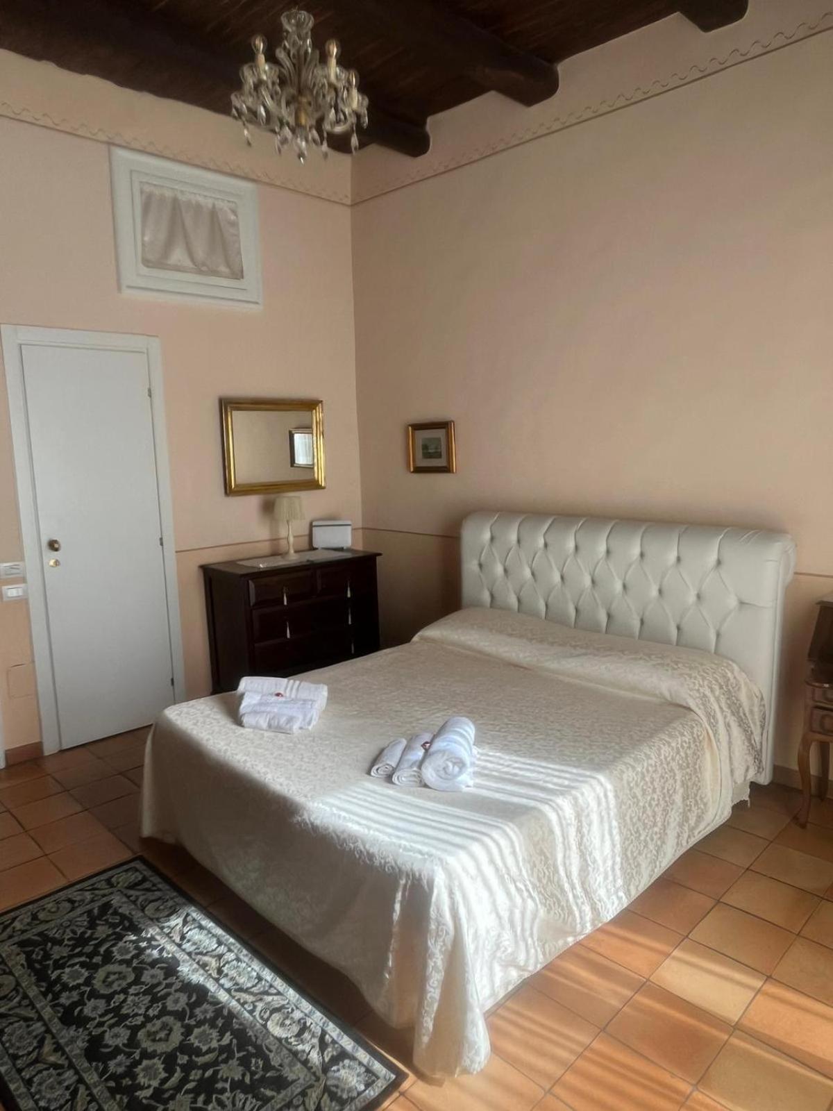 Maison Barriera - Luxury Suites - Salerno City Center Exterior foto